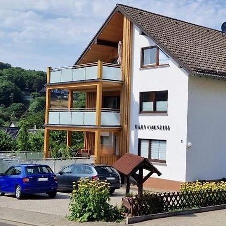 Haus Cornelia Apartamento Einruhr Exterior foto