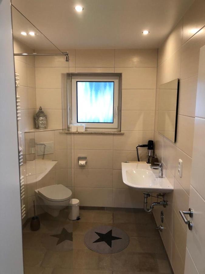 Haus Cornelia Apartamento Einruhr Exterior foto