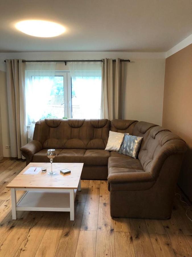 Haus Cornelia Apartamento Einruhr Exterior foto