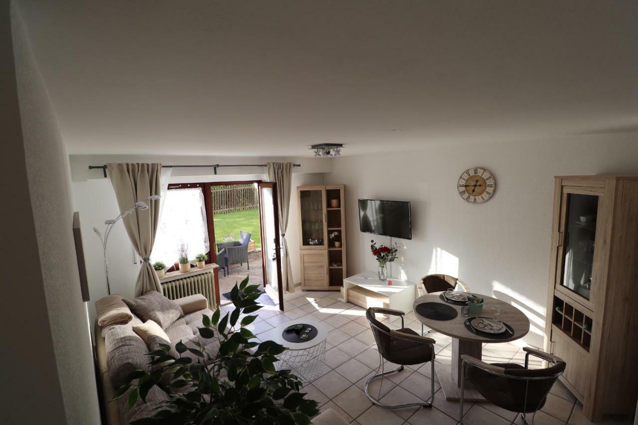 Haus Cornelia Apartamento Einruhr Exterior foto